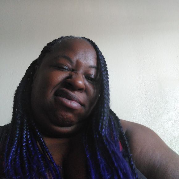 Meet your Posher, Hazel - Picture 1 of 1